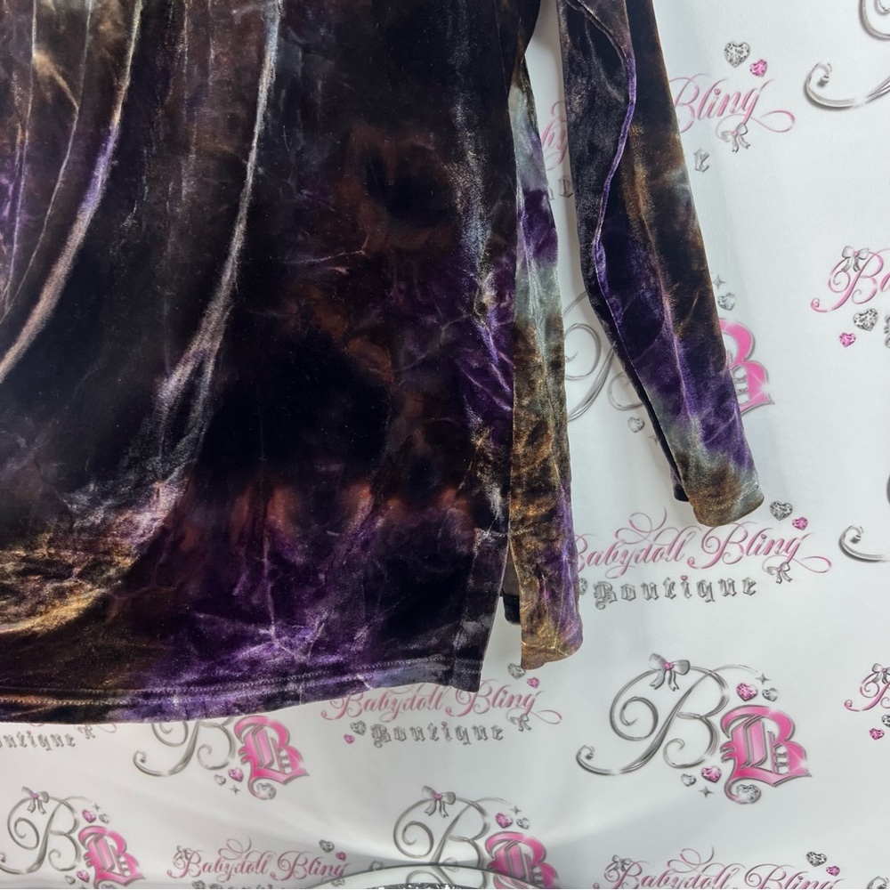Chagall long sleeve tie dye soft Chic Velvet Long Sleeve Top in Purple and Brown - Picture 6 of 11